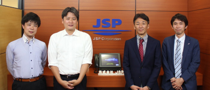 内部統制強化に向けたヘルプデスクの基盤として「LMIS」を採用|株式会社JSP 様